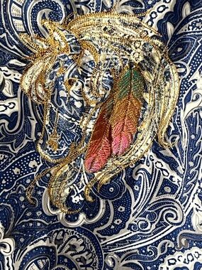 Valor Limited Ed Embroidered Horse on back RARE SNAP Button Paisley El General